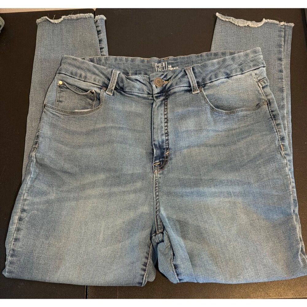 Time Tru High Rise Denim Jeans Light Wash Raw Hem 5 Pocket Size 16 - Picture 1 of 4